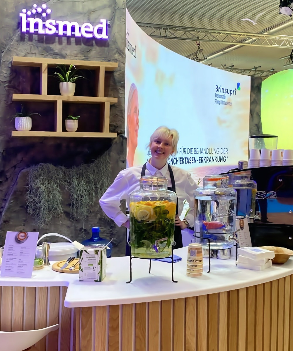 Mocktail Bar Hire for event service personel